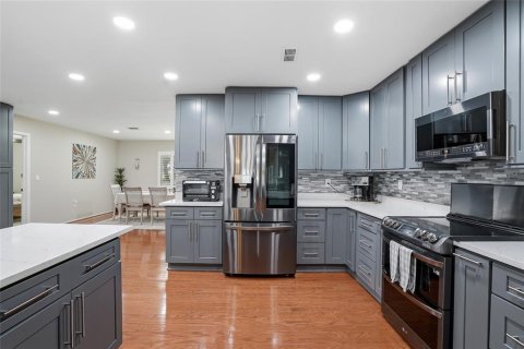 Villa ou maison à vendre à Palm Harbor, Floride: 5 chambres, 224.08 m2 № 2152141 - photo 19