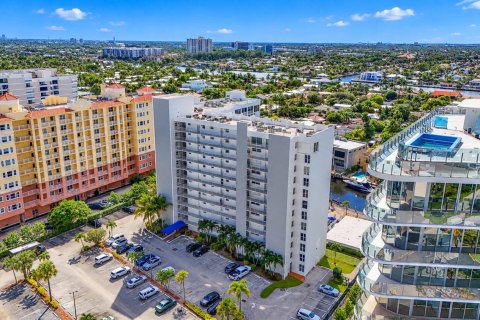 Copropriété à vendre à Pompano Beach, Floride: 1 chambre, 60.2 m2 № 2390183 - photo 17