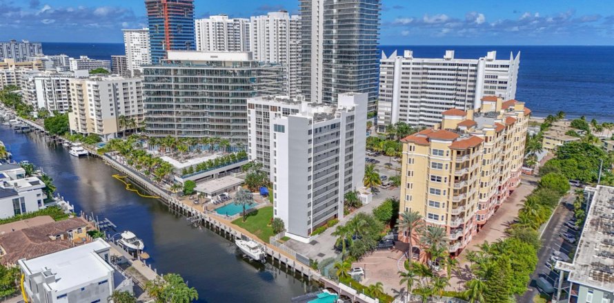 Condo à Pompano Beach, Floride, 1 chambre  № 2390183