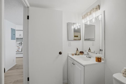 Copropriété à vendre à Coral Springs, Floride: 2 chambres, 105.91 m2 № 2083531 - photo 6
