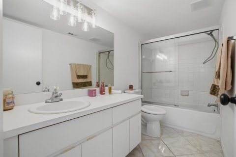 Copropriété à vendre à Coral Springs, Floride: 2 chambres, 105.91 m2 № 2083531 - photo 21