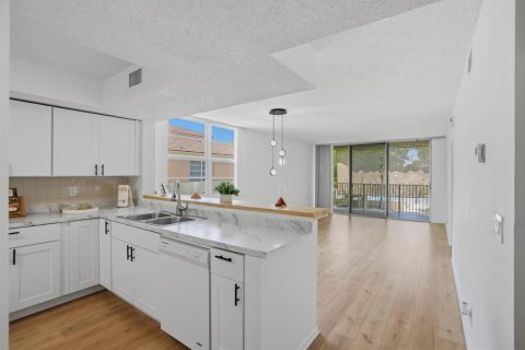 Condo à Coral Springs, Floride, 2 chambres № 2083531