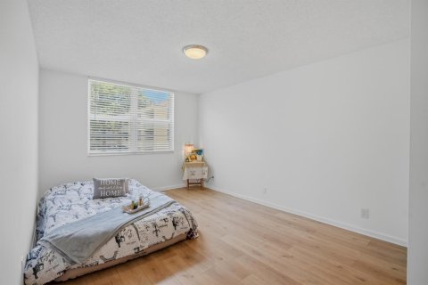 Copropriété à vendre à Coral Springs, Floride: 2 chambres, 105.91 m2 № 2083531 - photo 17