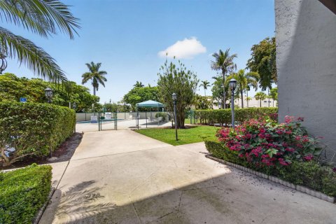 Condominio en venta en West Palm Beach, Florida, 2 dormitorios, 100.43 m2 № 2240655 - foto 20