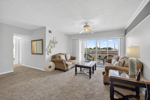 Condominio en venta en West Palm Beach, Florida, 2 dormitorios, 100.43 m2 № 2240655 - foto 4