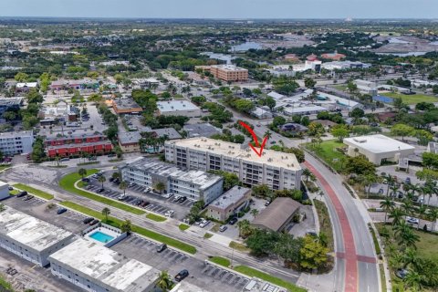 Condominio en venta en West Palm Beach, Florida, 2 dormitorios, 100.43 m2 № 2240655 - foto 25