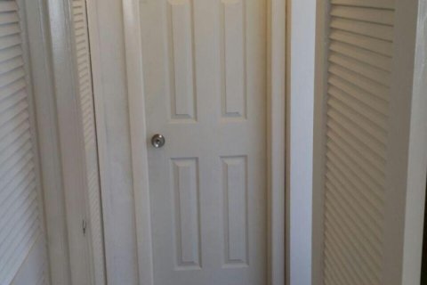 Condo in Lauderhill, Florida, 1 bedroom  № 2242021 - photo 3