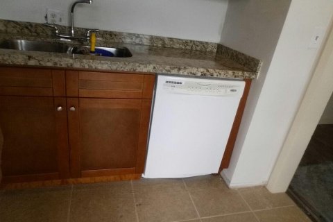 Condo in Lauderhill, Florida, 1 bedroom  № 2242021 - photo 9