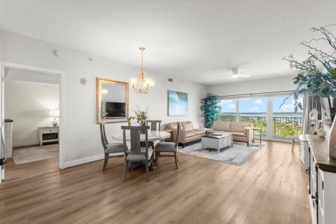 Condominio en venta en Daytona Beach, Florida, 2 dormitorios, 164.9 m2 № 1765074 - foto 6