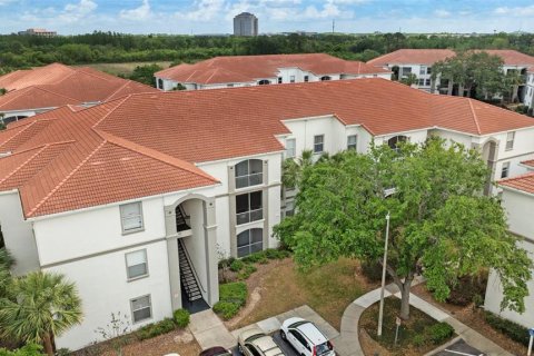 Condo in Orlando, Florida, 3 bedrooms  № 1616098 - photo 21