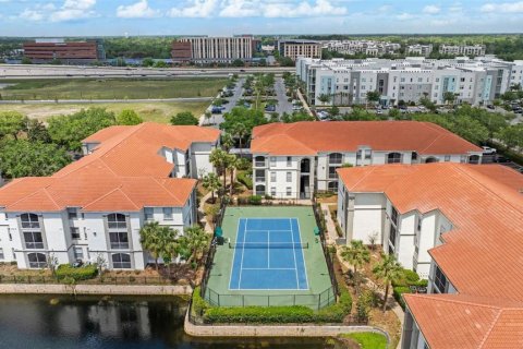 Condo in Orlando, Florida, 3 bedrooms  № 1616098 - photo 22