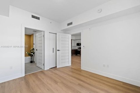 Appartement à louer à Miami, Floride: 1 chambre № 2178219 - photo 10