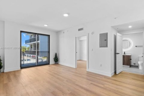 Appartement à louer à Miami, Floride: 1 chambre № 2178219 - photo 5