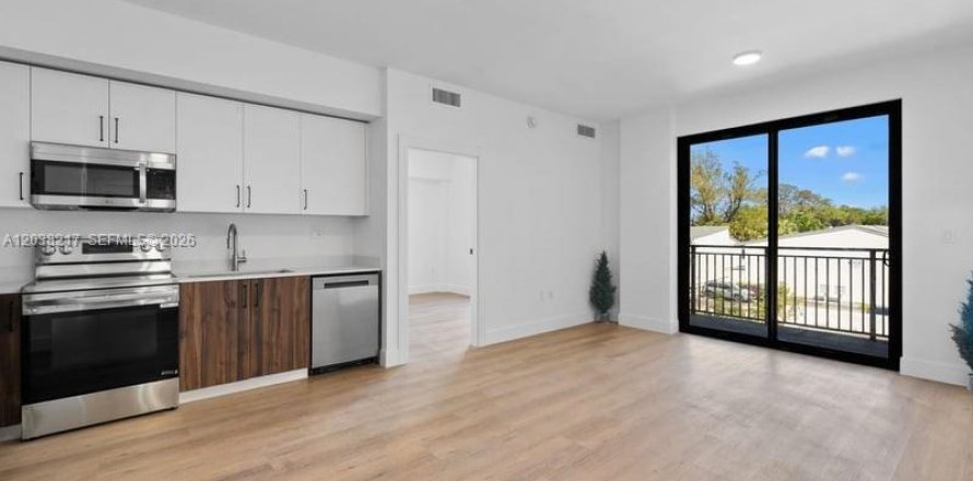 Appartement à Miami, Floride 1 chambre № 2178219