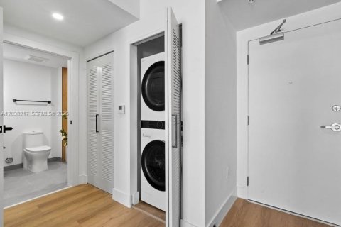Appartement à louer à Miami, Floride: 1 chambre № 2178219 - photo 9