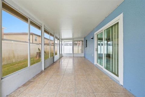 Villa ou maison à vendre à Orlando, Floride: 5 chambres, 260.22 m2 № 2147650 - photo 16