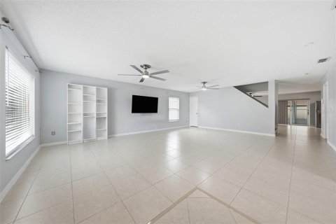 Villa ou maison à vendre à Orlando, Floride: 5 chambres, 260.22 m2 № 2147650 - photo 3