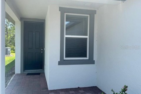 Casa en venta en Daytona Beach, Florida, 4 dormitorios, 158.68 m2 № 1750471 - foto 2