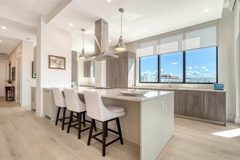 Condo in Sarasota, Florida, 3 bedrooms  № 2100940 - photo 6