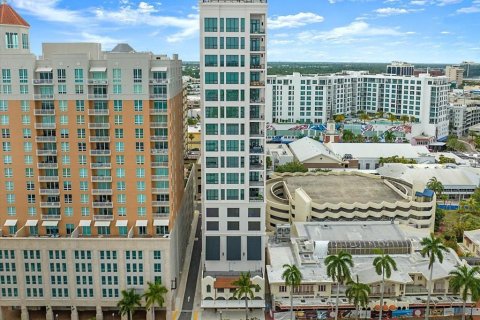 Condo in Sarasota, Florida, 3 bedrooms  № 2100940 - photo 2