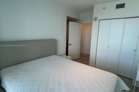 Condo in Miami Beach, Florida, 1 bedroom  № 1728940 - photo 9