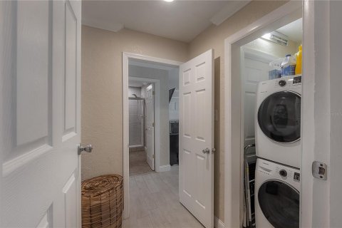 Casa en venta en Tampa, Florida, 3 dormitorios, 139.35 m2 № 2391256 - foto 22