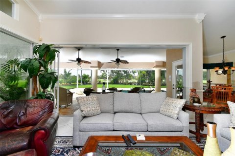 House in Punta Gorda, Florida 3 bedrooms, 219.71 sq.m. № 2199248 - photo 19