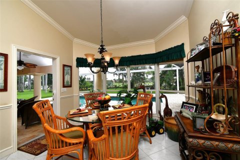 House in Punta Gorda, Florida 3 bedrooms, 219.71 sq.m. № 2199248 - photo 15