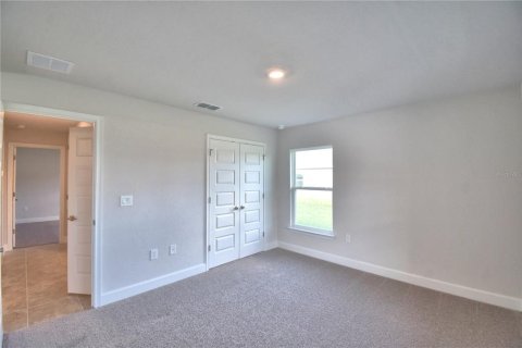House in MAGNOLIA PARK in Haines City, Florida 3 bedrooms, 183.02 sq.m. № 1724215 - photo 26