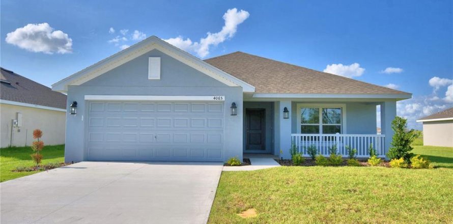 House in MAGNOLIA PARK in Haines City, Florida 3 bedrooms, 183.02 sq.m. № 1724215
