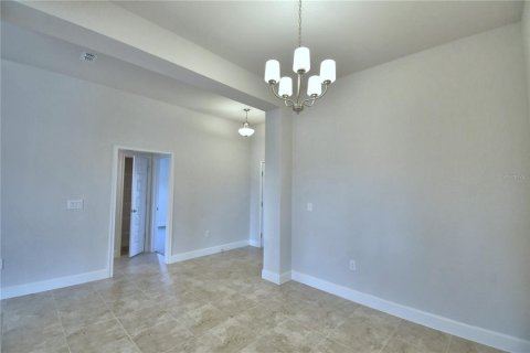 House in MAGNOLIA PARK in Haines City, Florida 3 bedrooms, 183.02 sq.m. № 1724215 - photo 23