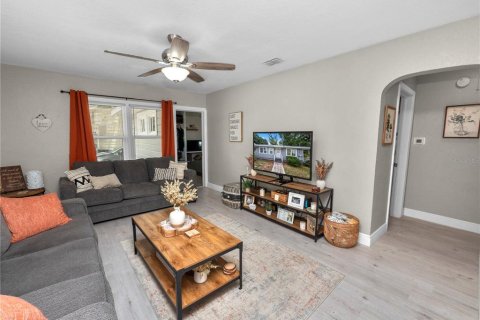 House in Lakeland, Florida 3 bedrooms, 150.5 sq.m. № 1815468 - photo 25