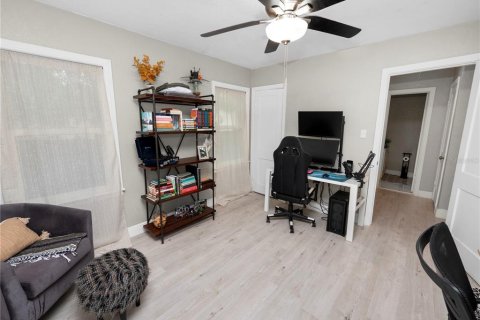House in Lakeland, Florida 3 bedrooms, 150.5 sq.m. № 1815468 - photo 23