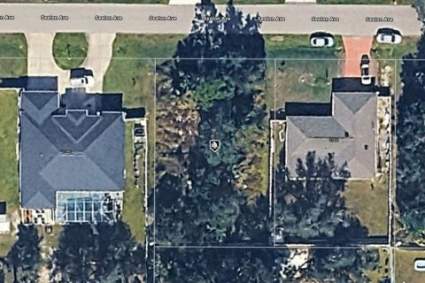 Land in Port Charlotte, Florida № 2379503