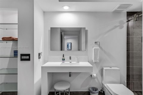 Copropriété à louer à Miami, Floride: 2 chambres, 111.48 m2 № 1975603 - photo 21