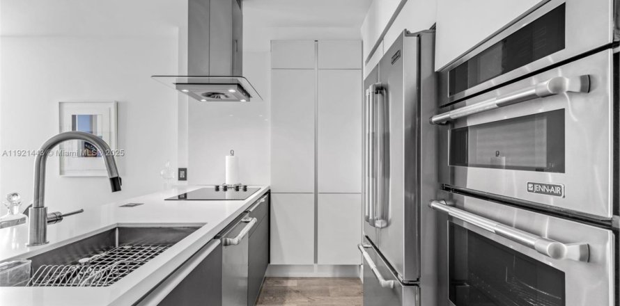 Condo à Miami, Floride, 2 chambres  № 1975603