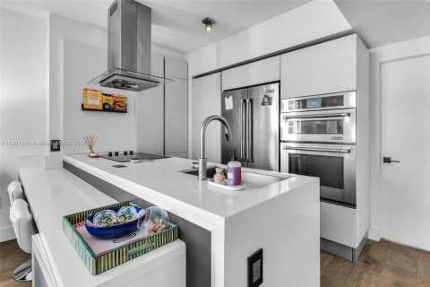 Copropriété à louer à Miami, Floride: 2 chambres, 111.48 m2 № 1975603 - photo 4