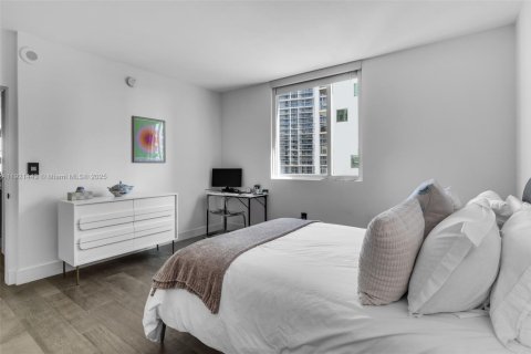 Copropriété à louer à Miami, Floride: 2 chambres, 111.48 m2 № 1975603 - photo 18