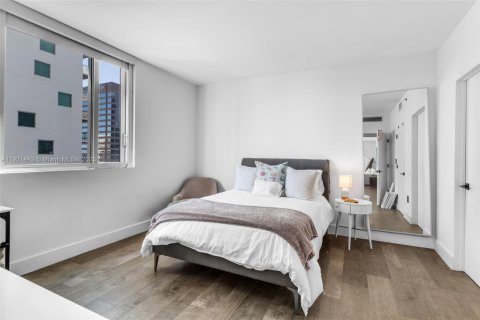 Copropriété à louer à Miami, Floride: 2 chambres, 111.48 m2 № 1975603 - photo 17