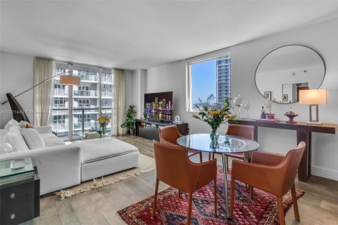 Copropriété à louer à Miami, Floride: 2 chambres, 111.48 m2 № 1975603 - photo 8