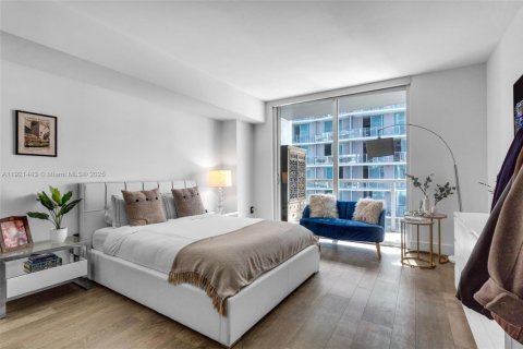 Copropriété à louer à Miami, Floride: 2 chambres, 111.48 m2 № 1975603 - photo 11