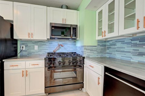 Villa ou maison à vendre à Venice, Floride: 3 chambres, 159.05 m2 № 2406713 - photo 14