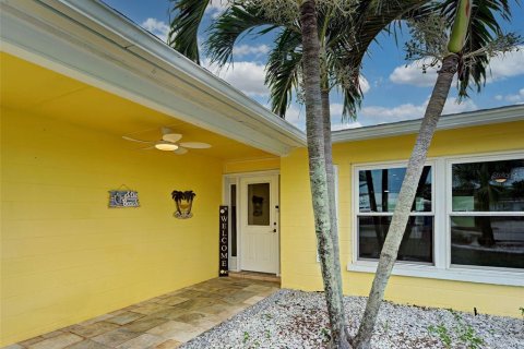 Villa ou maison à vendre à Venice, Floride: 3 chambres, 159.05 m2 № 2406713 - photo 3