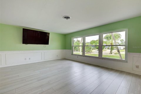 Villa ou maison à vendre à Venice, Floride: 3 chambres, 159.05 m2 № 2406713 - photo 8