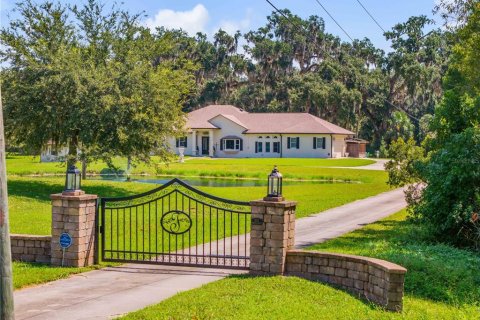 Villa ou maison à Edgewater, Floride 4 chambres, 326.55 m2 № 2322883