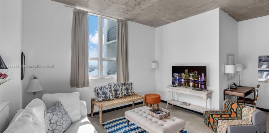Condo à Miami, Floride, 1 chambre № 1933194