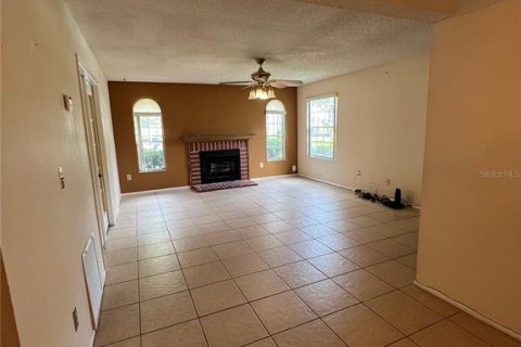 Condo in Temple Terrace, Florida, 2 bedrooms  № 2149059 - photo 4