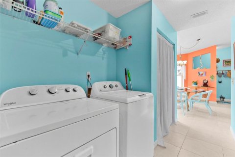 Villa ou maison à vendre à Palm Coast, Floride: 3 chambres, 118.91 m2 № 2427330 - photo 18