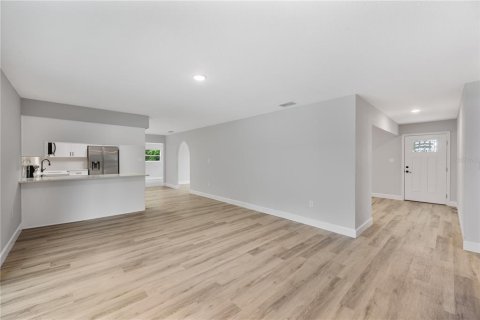 Casa en venta en Lakeland, Florida, 3 dormitorios, 212.84 m2 № 2267239 - foto 9