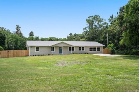 Casa en Lakeland, Florida 3 dormitorios, 212.84 m2 № 2267239